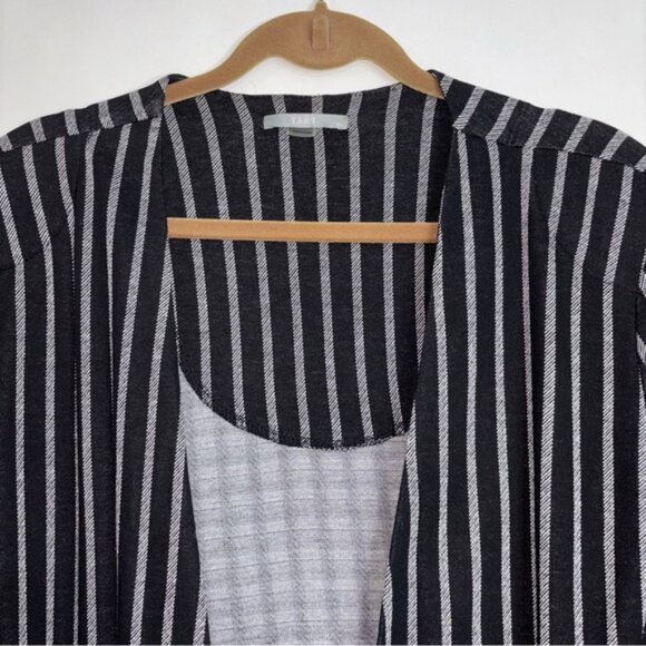 Tart Women’s XL Open Front Sweater Cardigan Monochrome Striped Knit Pockets - Picture 4 of 9